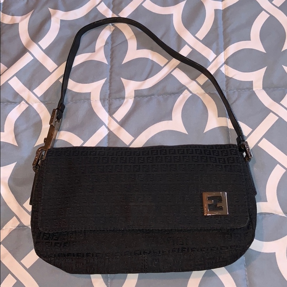 VINTAGE FENDI PURSE